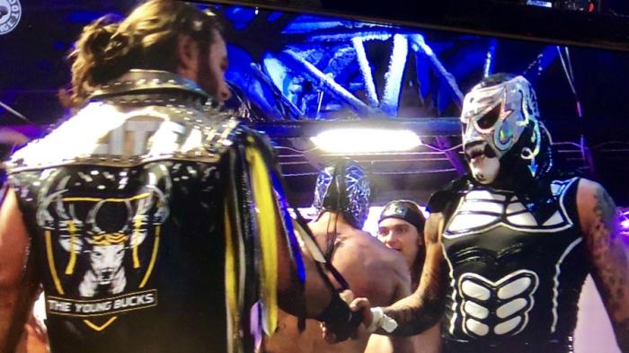 The Young Bucks piden a los Lucha Brothers que aparezcan en AEW