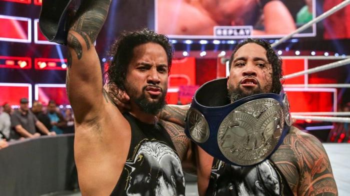 The Usos se convierten en los nuevos campeones por parejas al vencer a The Miz y Shane McMahon en Elimination Chamber