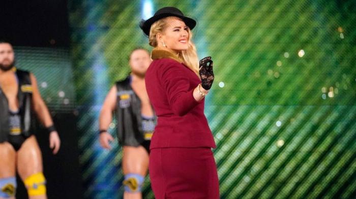 Lacey Evans vuelve a la acción en un evento en vivo de Raw