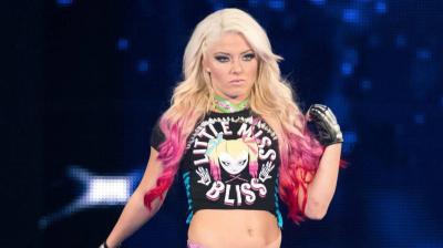 Alexa Bliss: 'Espero que Charlotte Flair salga victoriosa de WrestleMania 35'
