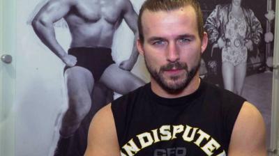 Adam Cole: 'Lo que hace especial a NXT es la relación entre el público y los luchadores'