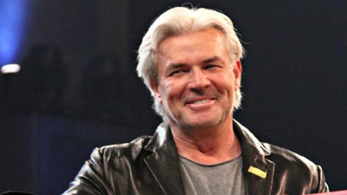 Eric Bischoff: 'Dennis Rodman cobró más de un millón de dólares por sus apariciones en WCW'