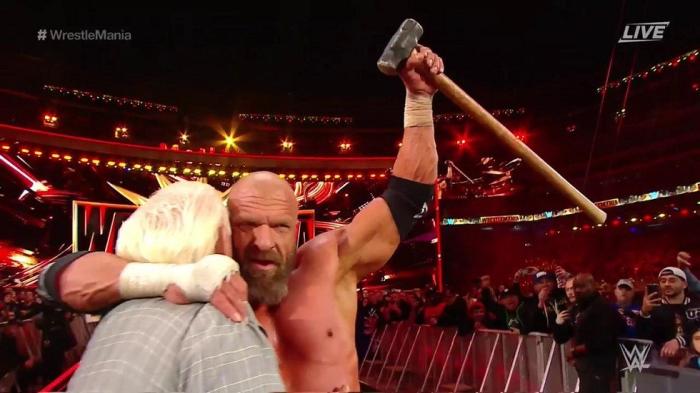 Triple H derrota a Batista en una No Holds Barred match en WrestleMania 35