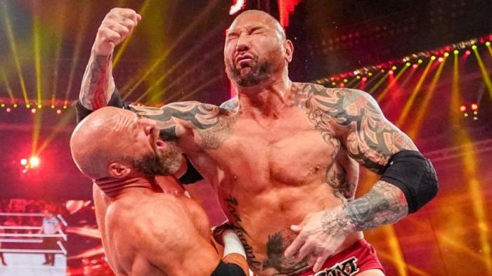 Batista anuncia su retiro como luchador profesional