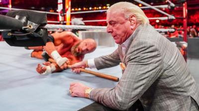 Ric Flair, sobre su aparición en WrestleMania 35: 'Shawn Michaels pensó que un espectador estaba asaltando el ring otra vez'