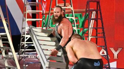 Braun Strowman estaría atravesando una lesión en el brazo