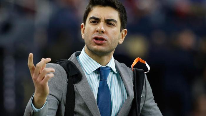 Tony Khan: 'No voy a tener un rol en televisión, soy únicamente una autoridad en AEW'