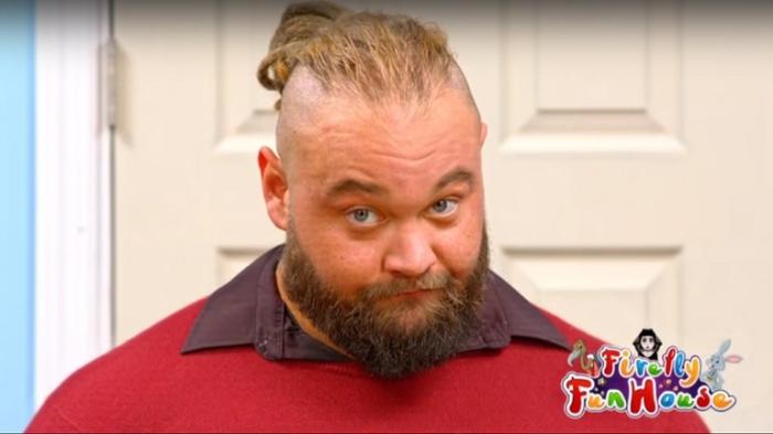 El director de Firefly Fun House elogia la interpretación de Bray Wyatt