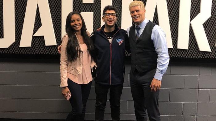 Tony Khan presentará la programación y el acuerdo televisivo de AEW la semana que viene 