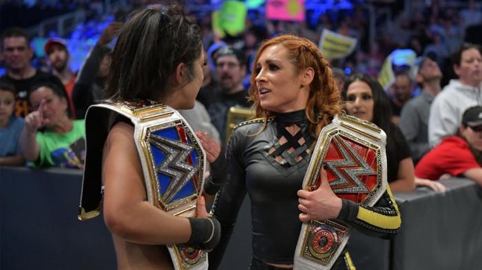 Posibles planes para Bayley y Becky Lynch en las próximas semanas