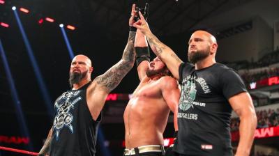 Karl Anderson y Luke Gallows podrían firmar nuevos contratos con WWE