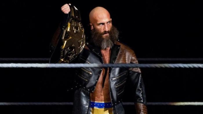 Triple H actualiza el estado de Tommaso Ciampa