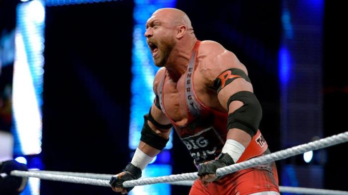 Ryback, sobre AEW: 'Vince McMahon debería estar preocupado'