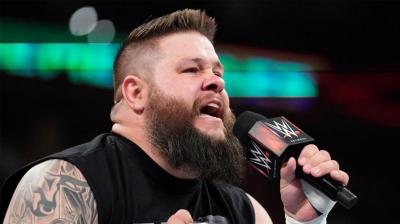 Kevin Owens estaría realizando promos sin guion de WWE