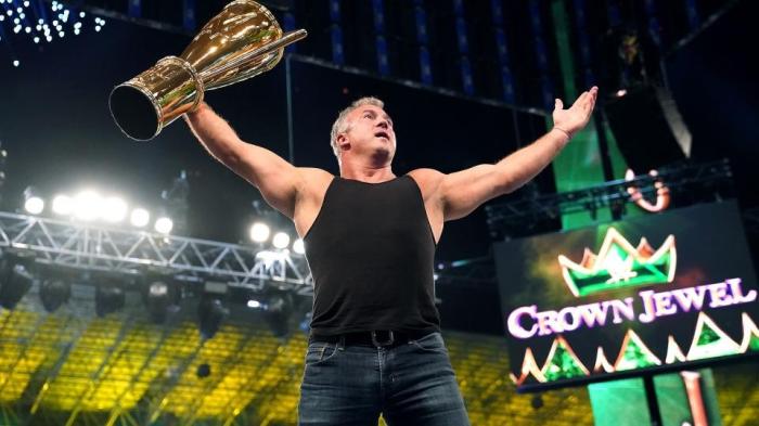 La sombra de Shane McMahon