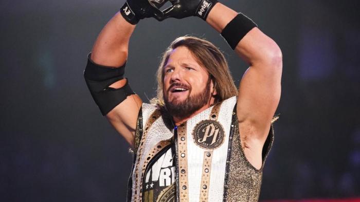 AJ Styles defiende a Seth Rollins sobre sus declaraciones acerca de las críticas hacia WWE