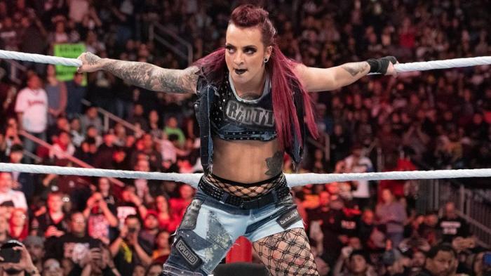 Ruby Riott es sometida a una segunda operación de hombro