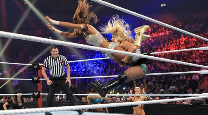 Beth Phoenix revela que el Super Glam Slam de Survivor Series 2011 no estaba programado