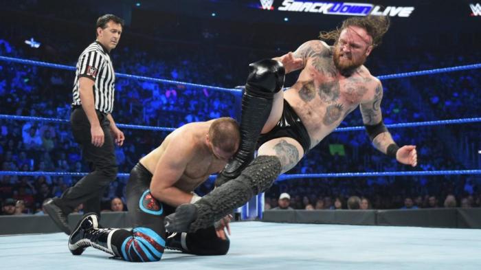 Vince McMahon habría decidido adelantar el combate entre Aleister Black y Sami Zayn