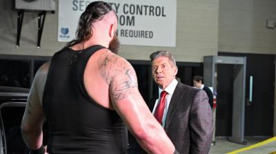 Braun Strowman revela el contenido de una conversación de 45 minutos que tuvo con Vince McMahon