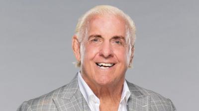 Ric Flair, molesto con WWE por no pagarle los derechos de ´The Man´