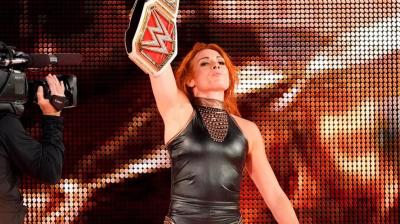 Becky Lynch retiene el Campeonato de mujeres de Raw en WWE Clash of Champions