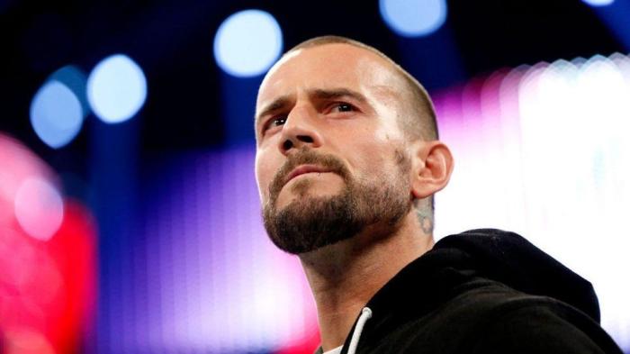 CM Punk asegura que WWE tenía intenciones de enfrentarle a 'Stone Cold' Steve Austin