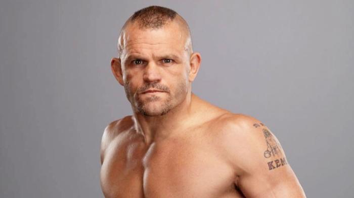 Chuck Liddell revela que Shane McMahon intentó reclutarlo para WWE