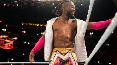 Kofi Kingston se dirige a sus fanáticos luego de perder el campeonato de WWE 