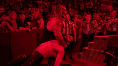 Superestrellas de WWE comentan el polémico final de Hell In A Cell