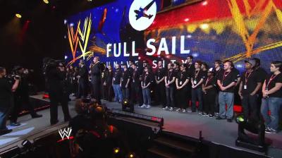 WWE noticias: NXT celebrará shows fuera del Full Sail en 2020 - Nuevo tema de entrada para Bayley