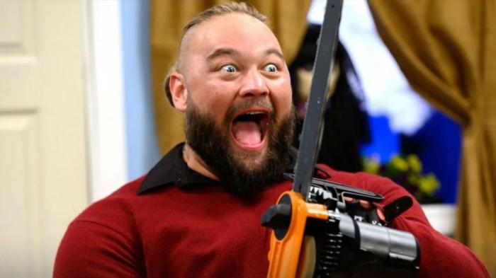 Bray Wyatt hace una aparición especial en televisión para promocionar Hell in a Cell