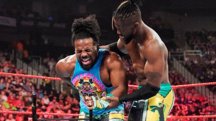 Xavier Woods podría estar fuera de acción hasta después de WrestleMania