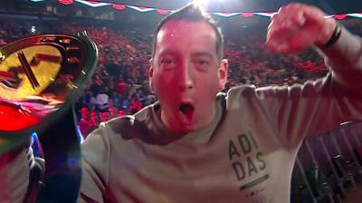 Kyle Busch obtiene el Campeonato 24/7 de WWE en Monday Night RAW