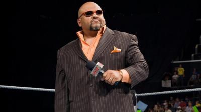 Taz firma un contrato multianual con AEW