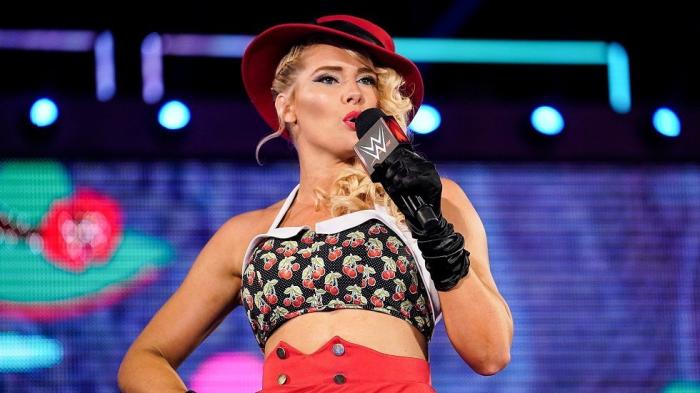 Lacey Evans habla de sus orígenes y de sus planes de futuro en WWE