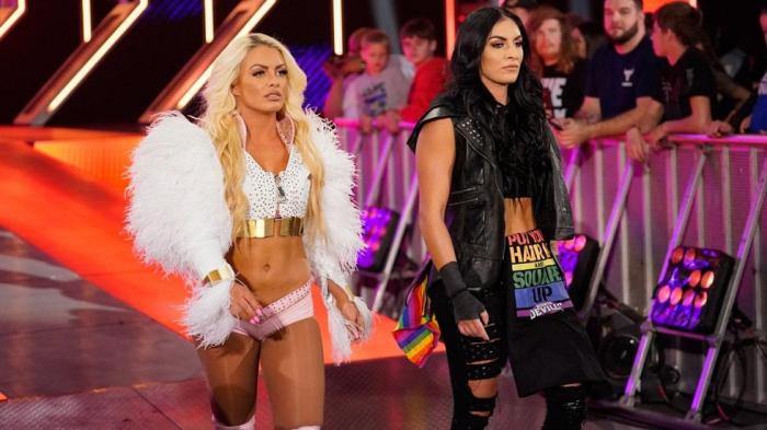 Sonya Deville y Mandy Rose podrían dejar de ser equipo próximamente