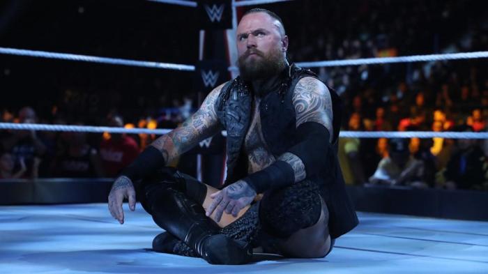 WWE noticias: Aleister Black recibirá un gran impulso - Motivo del Ladder Match entre Andrade y Rey Mysterio en Raw