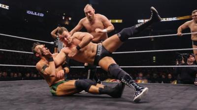 Varios luchadores de WWE podrían haberse lesionado en Worlds Collide y en Monday Night Raw