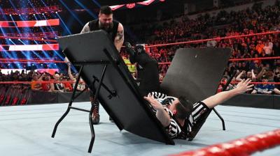 WWE Raw: Identidad del árbitro en el evento estelar - Drew McIntyre contra Seth Rollins