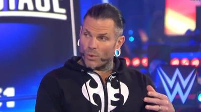 Jeff Hardy insinúa su intención de enfrentarse a Roman Reigns