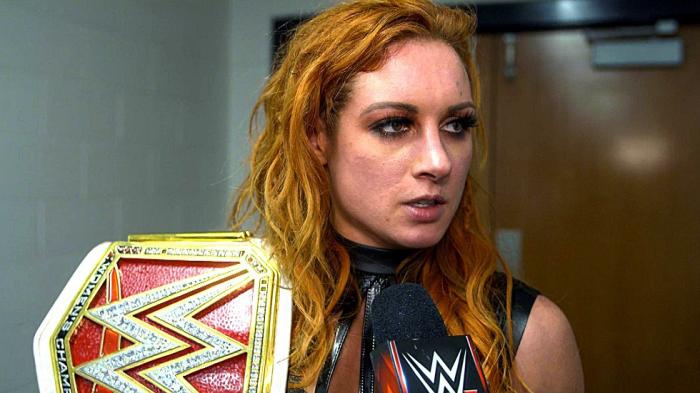 Becky Lynch: 'Si el mundo quiere ver un nuevo combate contra Charlotte, ya saben el resultado'