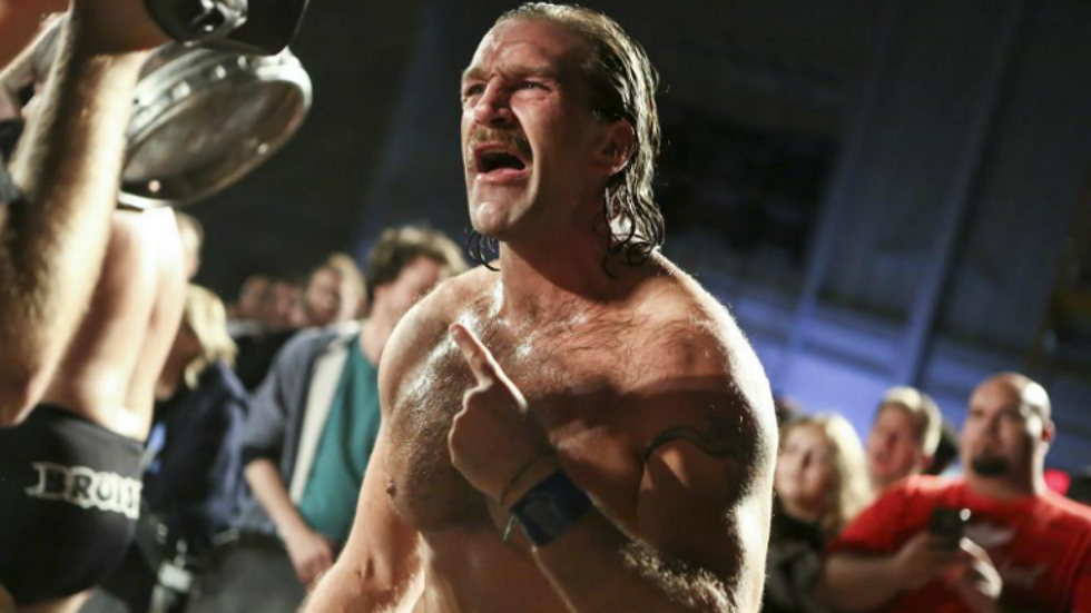 Silas Young: 'Me gusta trabajar para Ring of Honor'