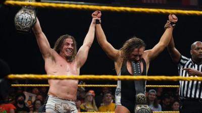 The BroserWeights retienen los Campeonatos por Parejas en el programa semanal de NXT