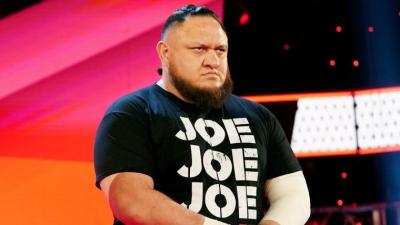 Samoa Joe termina su suspensión de 30 días en WWE