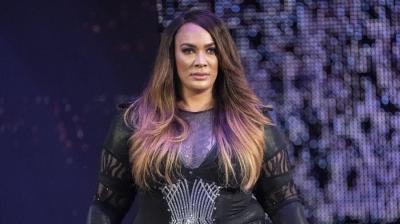 Nia Jax pide volver al trabajo a través de las redes sociales