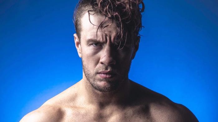 Will Ospreay reta a CM Punk a un combate en Wrestle Kingdom 15