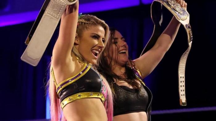 Alexa Bliss, sobre celebrar shows durante la crisis del coronavirus: 'Queremos que la gente tenga una vía de escape'