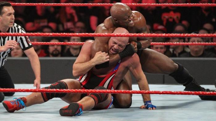 Bobby Lashley revela que fue Kurt Angle quien le introdujo en el mundo del wrestling