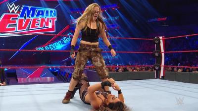 Sarah Logan asistió a las grabaciones de WWE Monday Night Raw